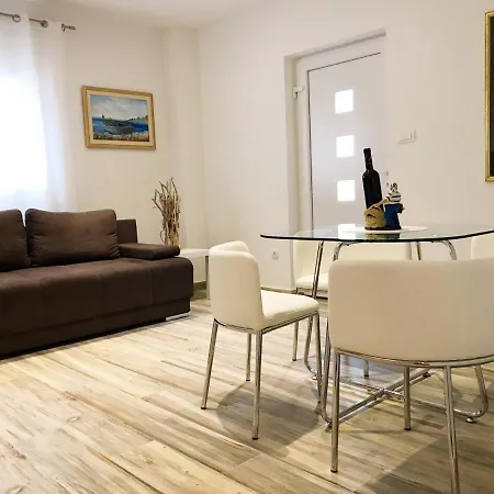 Appartamento Private Pool With Private Parking Stipe