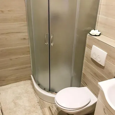 Private Pool With Private Parking Stipe *